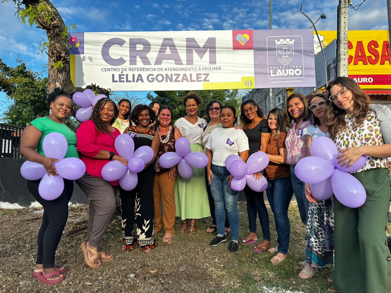 Ação no CRAM marca início da campanha Agosto Lilás, em Lauro de Freitas
