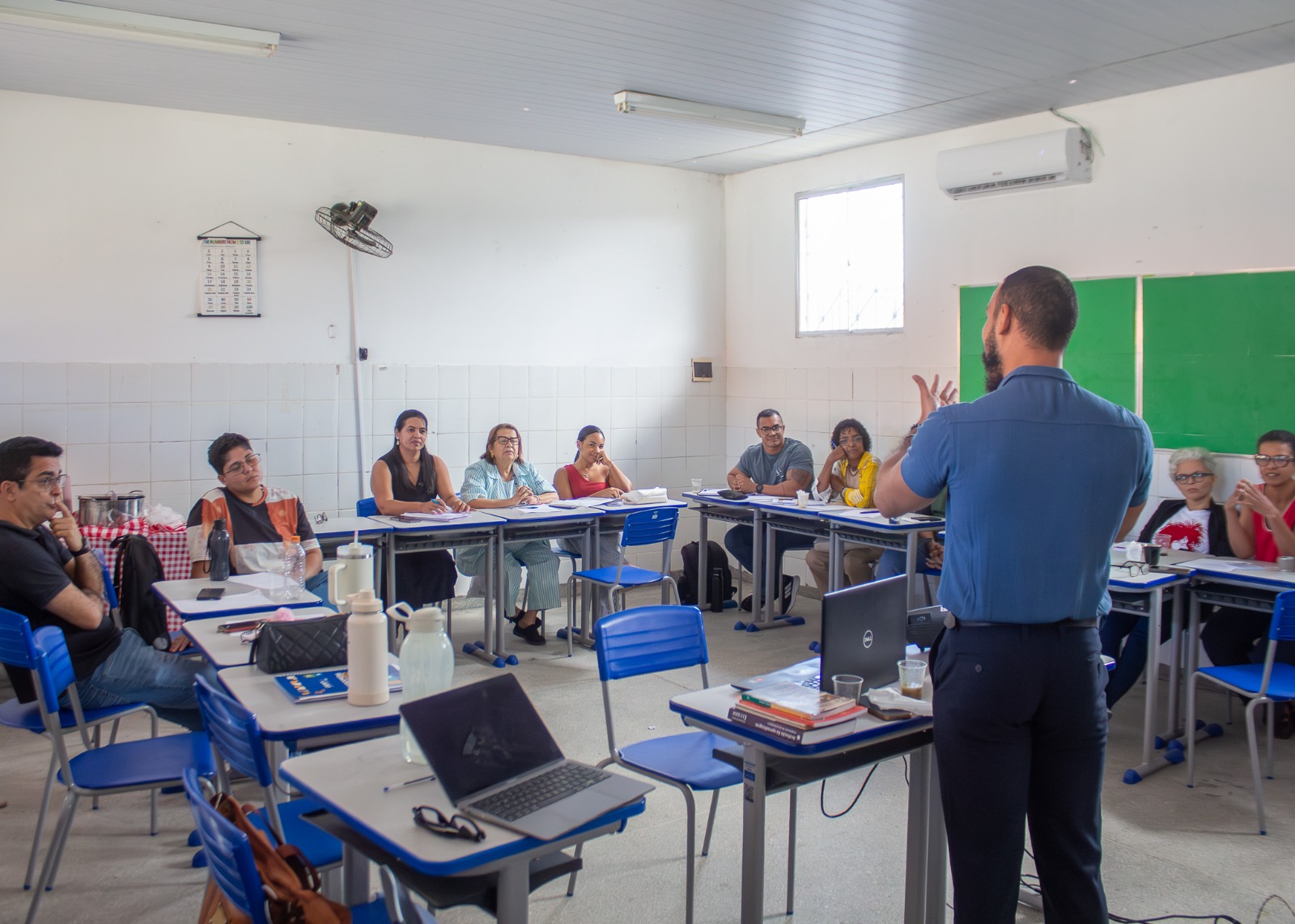 Plantão Pedagógico reúne gestores para análise dos resultados de aprendizagem da rede municipal